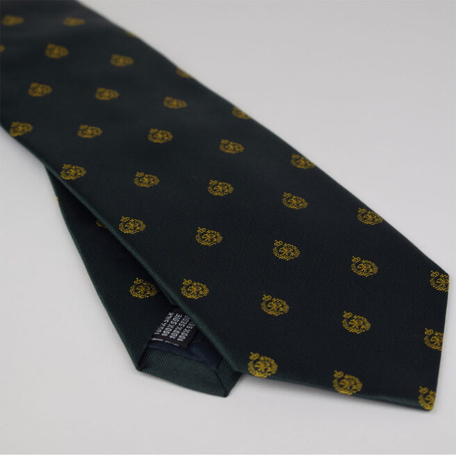 CORBATA ESCUDO