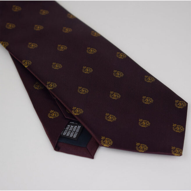 CORBATA ESCUDO